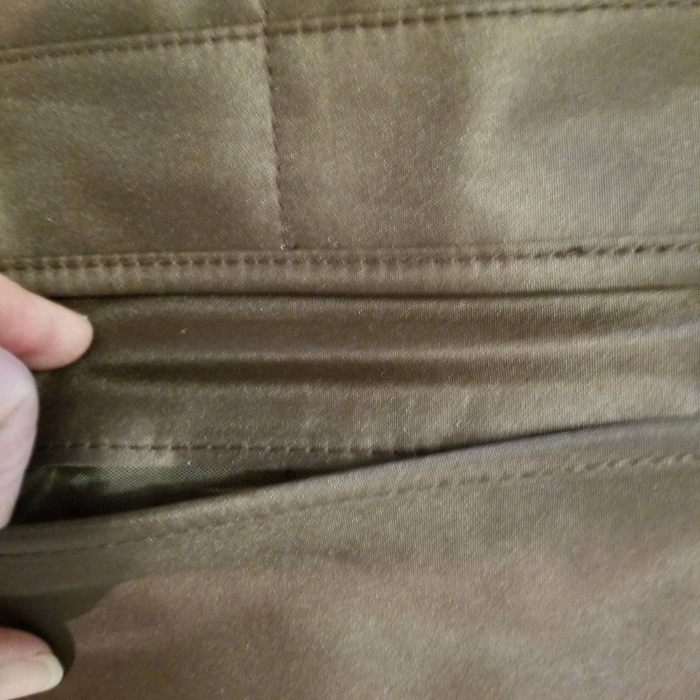 Belvah Quilted Camo Clutch Wallet - Picture 6 of 8